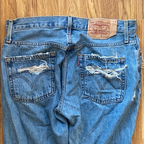 Vintage Levis - Picture 2 of 3